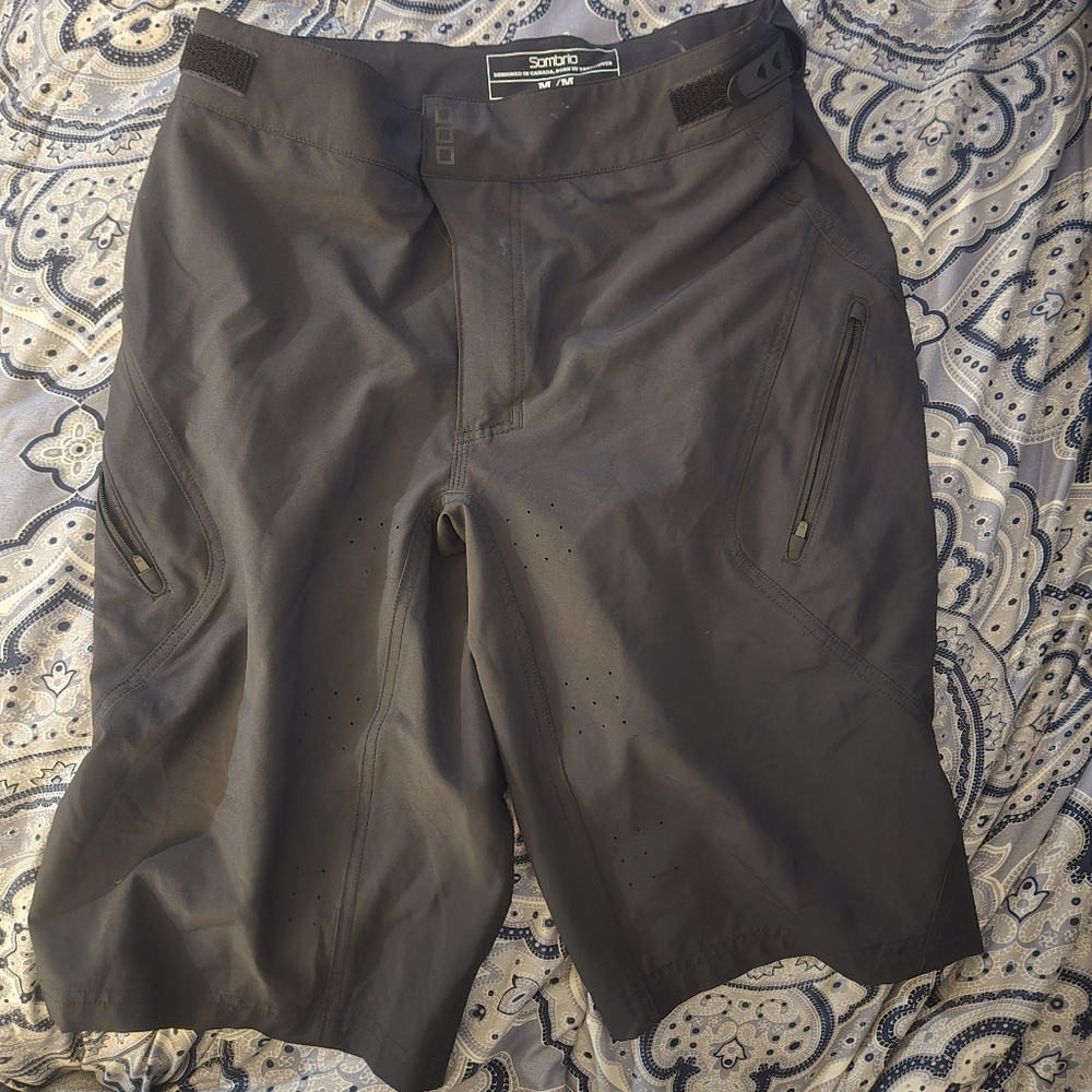 Sombrio Shorts Size M